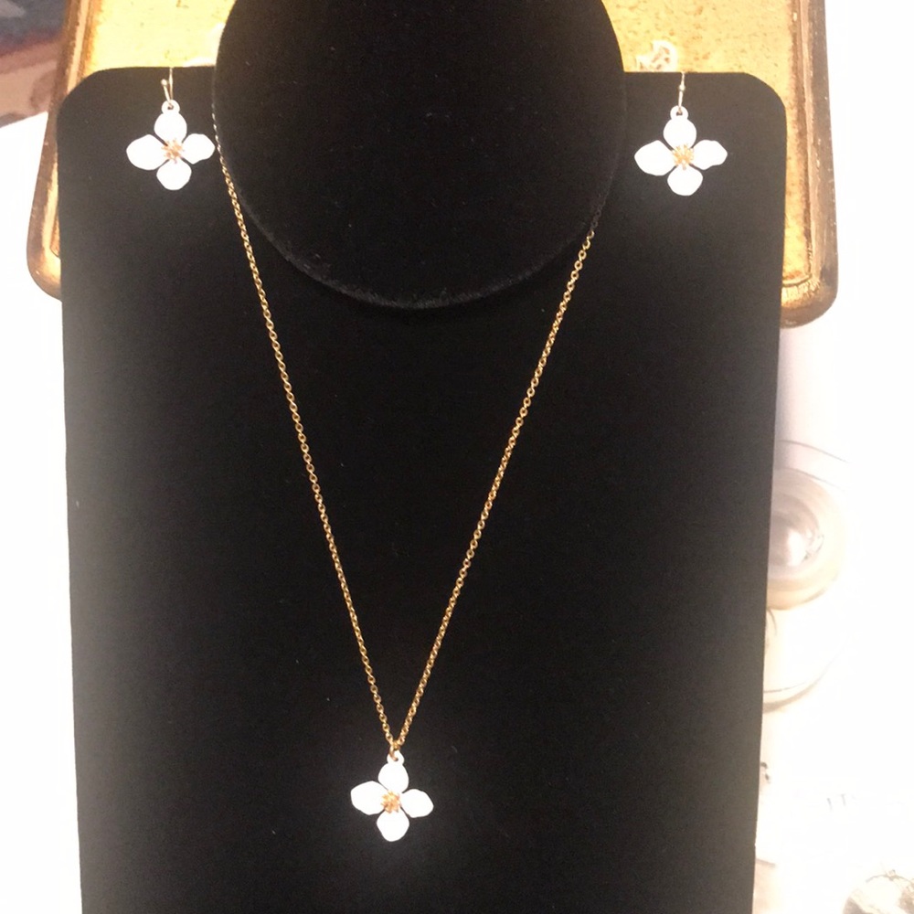 White Dogwood blossom earrings and necklace set